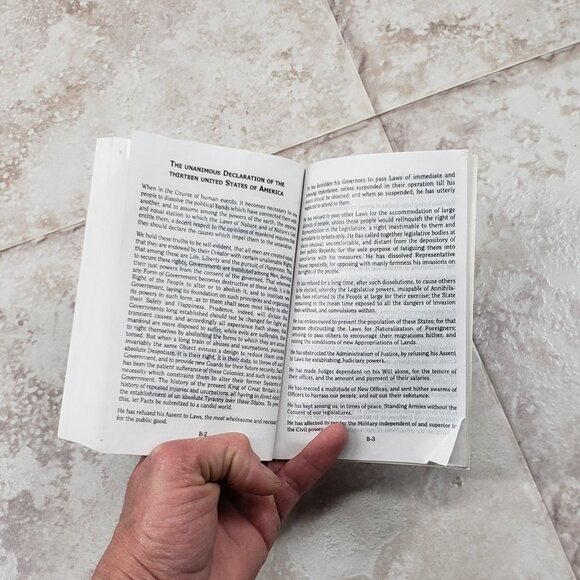 5th Edition Citizens Life Reference Manual w/ New Testament Go Therefore Inc - Picture 7 of 16